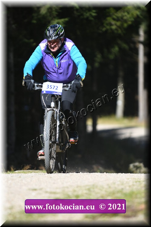 Náhled obrázku: 2021-3084-CTAuthor-3572.JPG