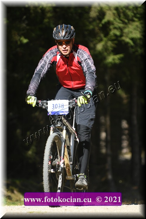 Náhled obrázku: 2021-3098-CTAuthor-3038.JPG