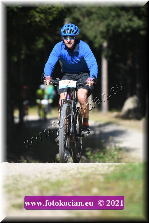 Náhled obrázku: 2021-3140-CTAuthor-2854.JPG