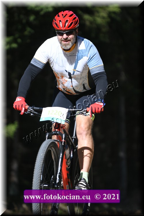 Náhled obrázku: 2021-3177-CTAuthor-1220.JPG