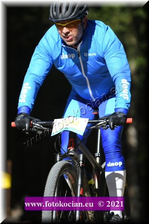 Náhled obrázku: 2021-3179-CTAuthor-2242.JPG