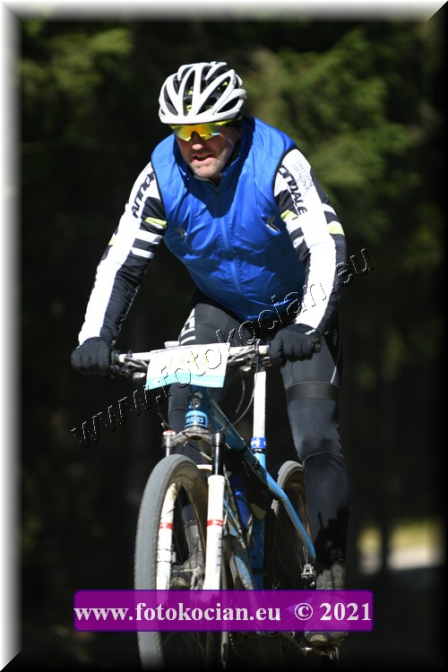 Náhled obrázku: 2021-3188-CTAuthor-1515.JPG