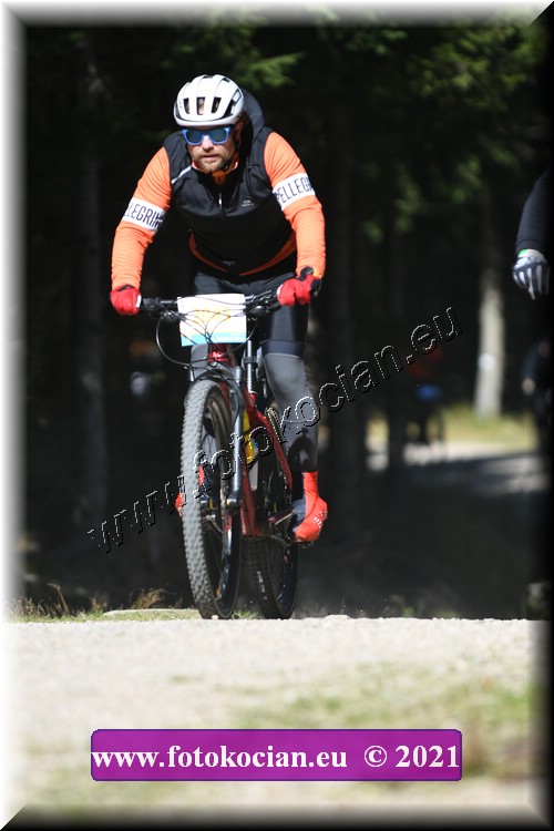 Náhled obrázku: 2021-3205-CTAuthor-2045.JPG