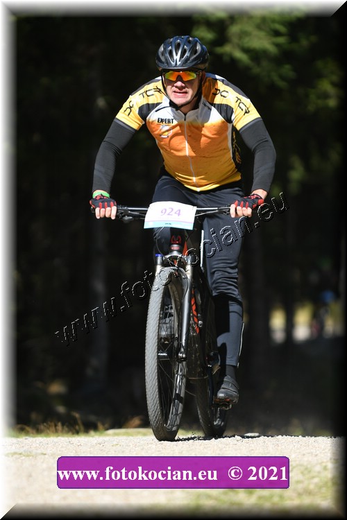 Náhled obrázku: 2021-3228-CTAuthor-924.JPG