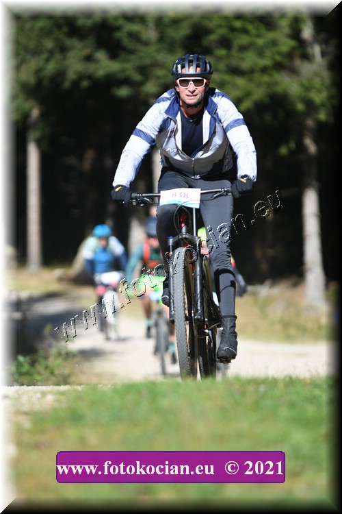 Náhled obrázku: 2021-3230-CTAuthor-838.JPG