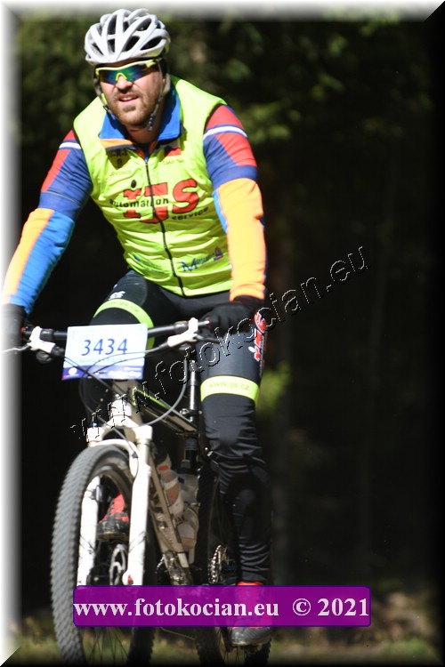 Náhled obrázku: 2021-3256-CTAuthor-3434.JPG