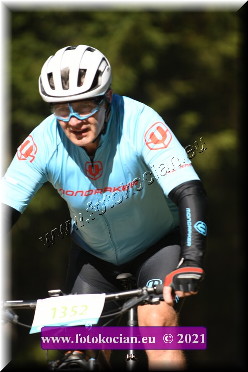 Náhled obrázku: 2021-3263-CTAuthor-1352.JPG