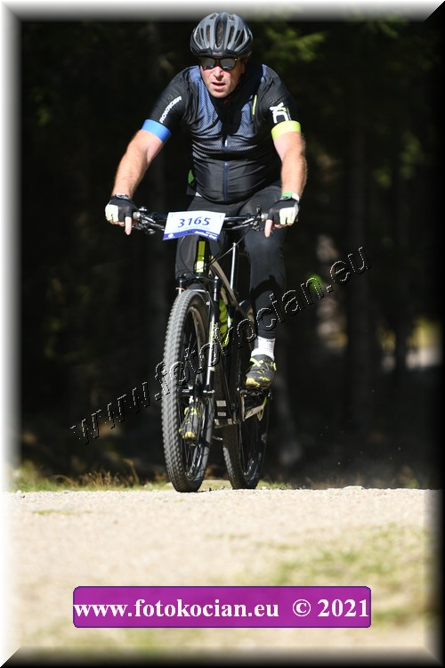 Náhled obrázku: 2021-3279-CTAuthor-3165.JPG