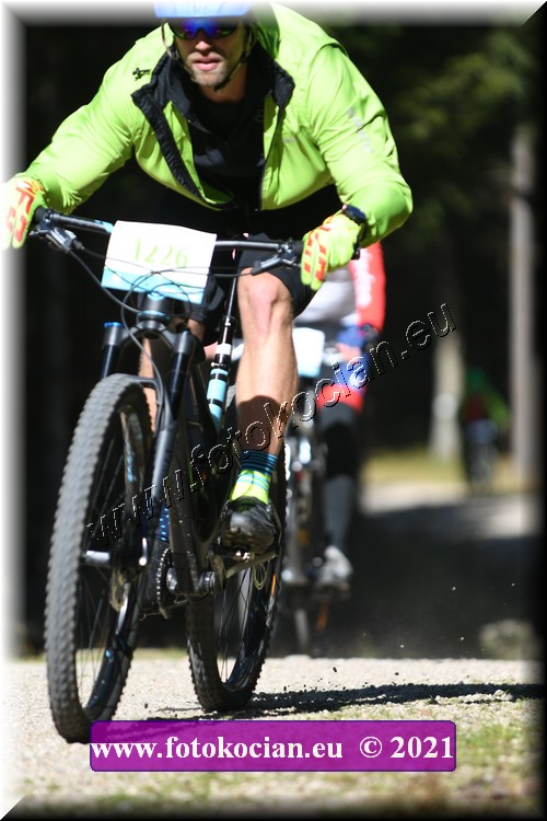 Náhled obrázku: 2021-3280-CTAuthor-1226.JPG