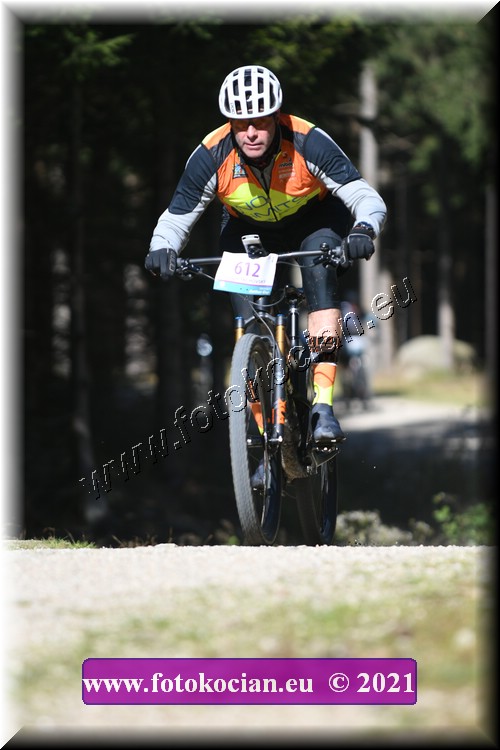 Náhled obrázku: 2021-3298-CTAuthor-612.JPG