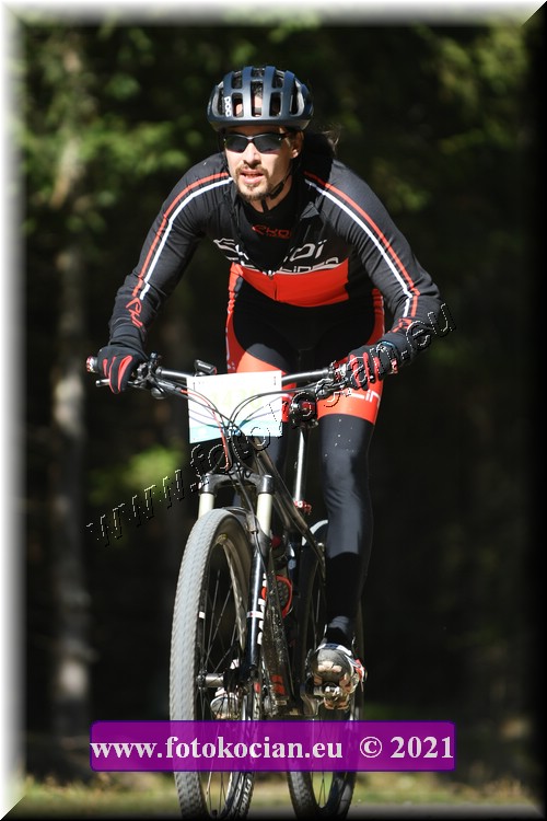 Náhled obrázku: 2021-3310-CTAuthor-1420.JPG