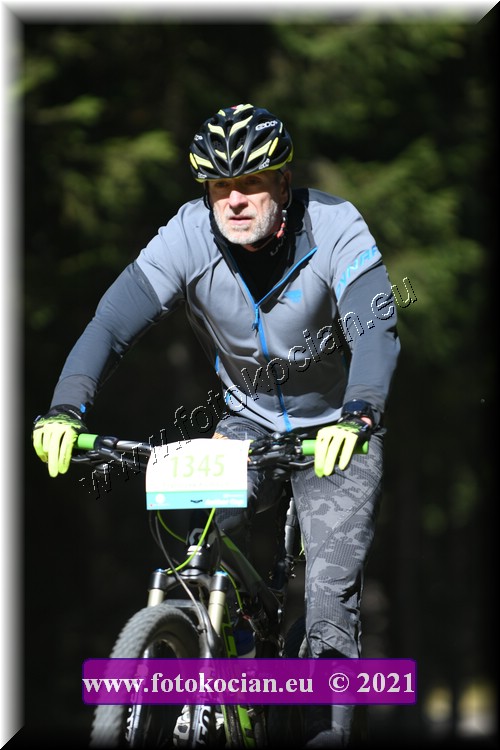 Náhled obrázku: 2021-3318-CTAuthor-1345.JPG