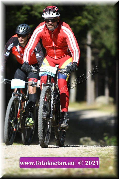 Náhled obrázku: 2021-3324-CTAuthor-1219.JPG