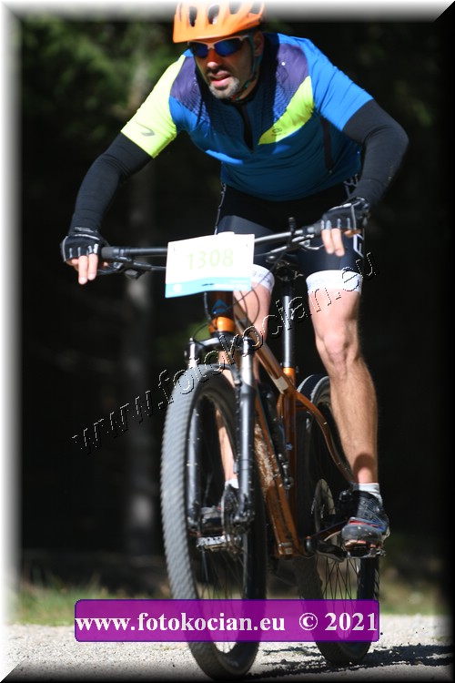 Náhled obrázku: 2021-3329-CTAuthor-1308.JPG