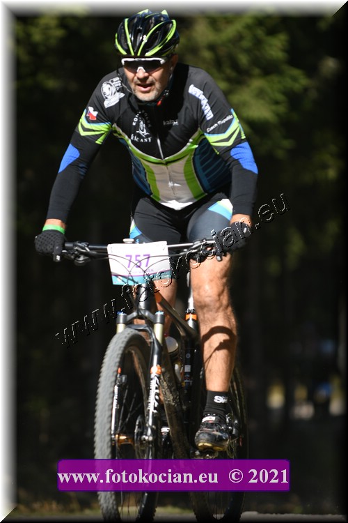 Náhled obrázku: 2021-3373-CTAuthor-757.JPG