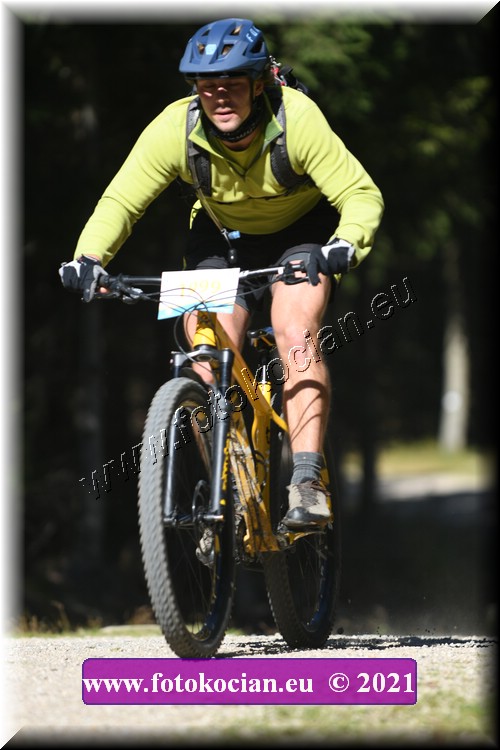 Náhled obrázku: 2021-3422-CTAuthor-1999.JPG