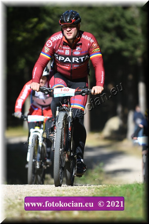 Náhled obrázku: 2021-3428-CTAuthor-140.JPG