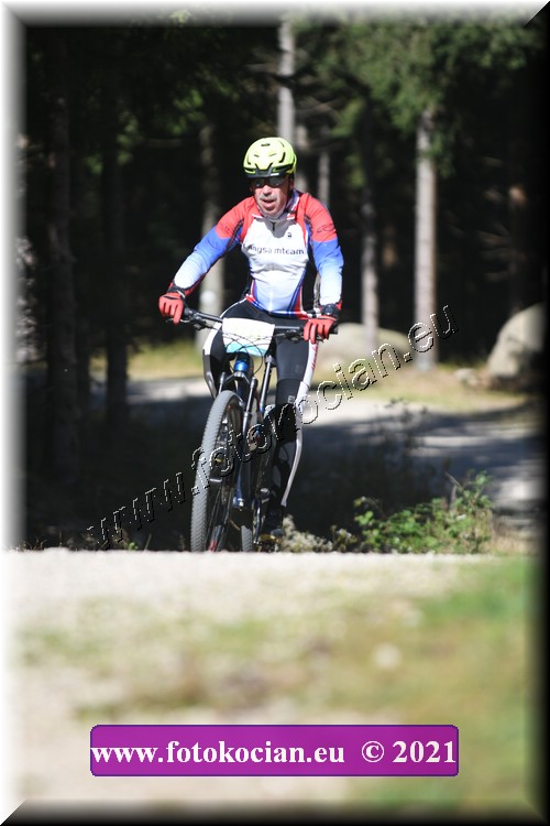 Náhled obrázku: 2021-3472-CTAuthor-1733.JPG