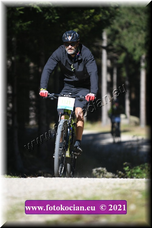 Náhled obrázku: 2021-3485-CTAuthor-1321.JPG