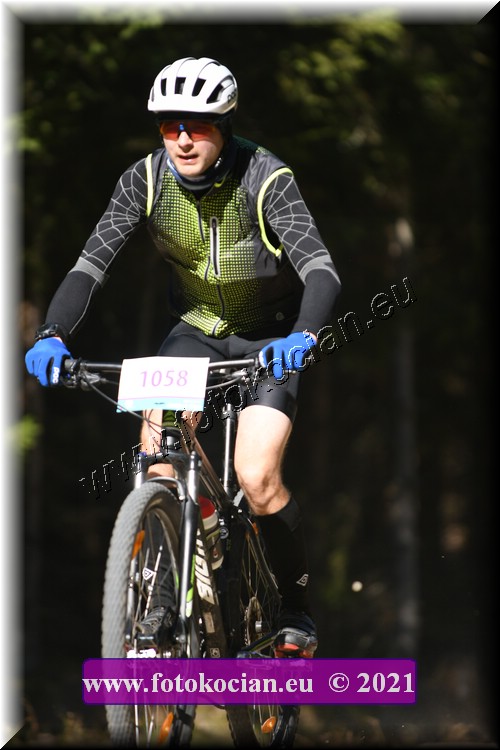 Náhled obrázku: 2021-3491-CTAuthor-1058.JPG