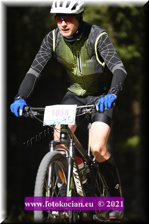 Náhled obrázku: 2021-3492-CTAuthor-1058.JPG