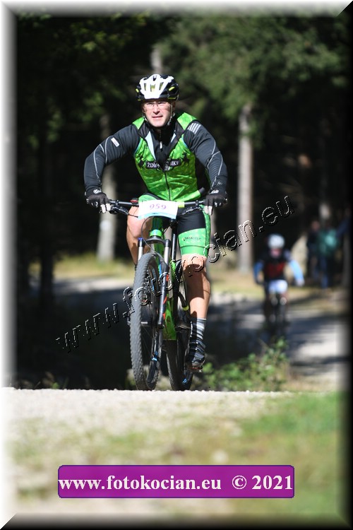 Náhled obrázku: 2021-3500-CTAuthor-959.JPG