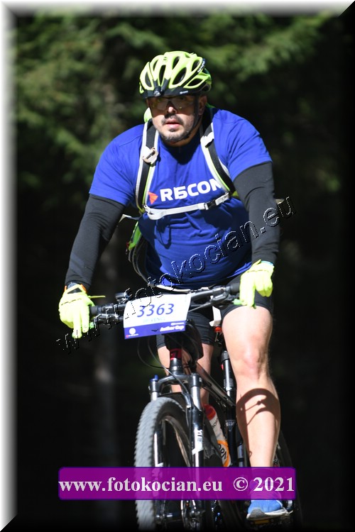 Náhled obrázku: 2021-3513-CTAuthor-3363.JPG