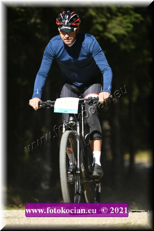 Náhled obrázku: 2021-3538-CTAuthor-1351.JPG