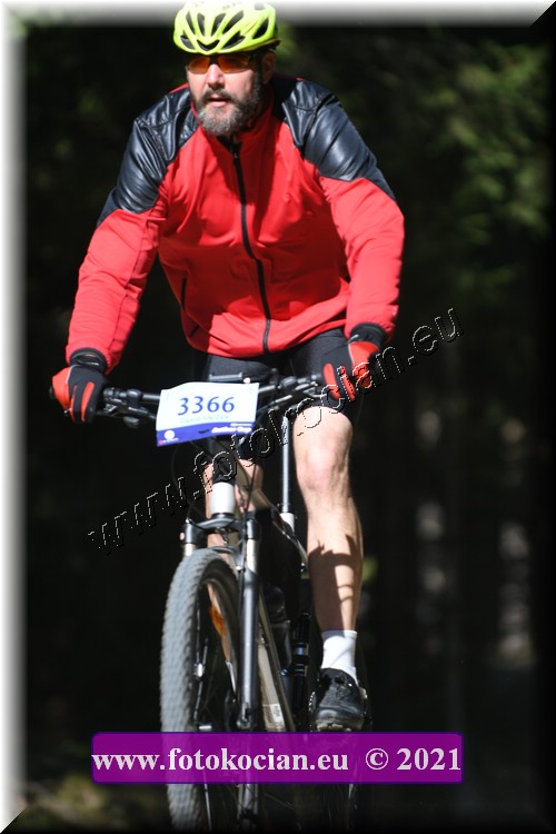 Náhled obrázku: 2021-3545-CTAuthor-3366.JPG