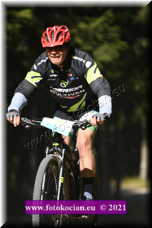 Náhled obrázku: 2021-3562-CTAuthor-1302.JPG