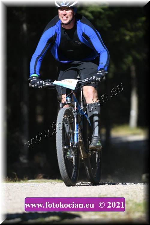 Náhled obrázku: 2021-3566-CTAuthor-2890.JPG