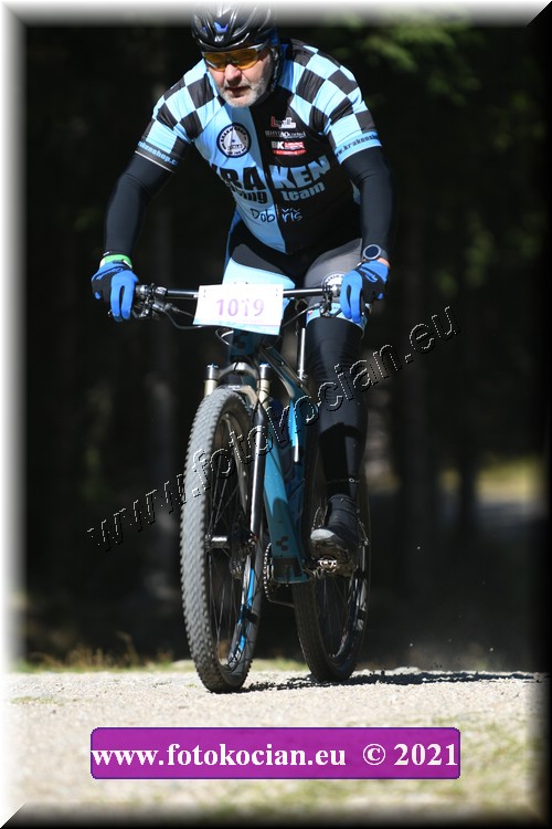 Náhled obrázku: 2021-3601-CTAuthor-1019.JPG