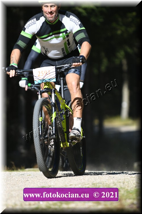 Náhled obrázku: 2021-3608-CTAuthor-2593.JPG