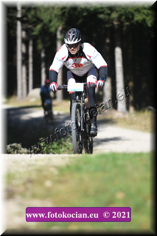 Náhled obrázku: 2021-3609-CTAuthor-2100.JPG