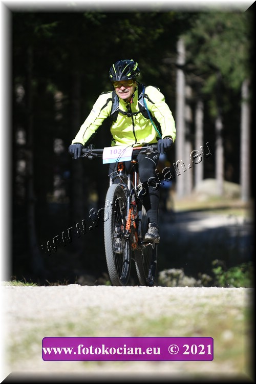 Náhled obrázku: 2021-3642-CTAuthor-1027.JPG