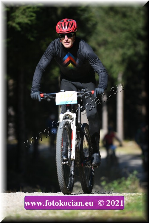 Náhled obrázku: 2021-3669-CTAuthor-2340.JPG