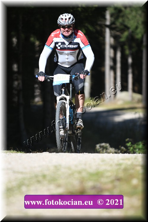 Náhled obrázku: 2021-3688-CTAuthor-1232.JPG