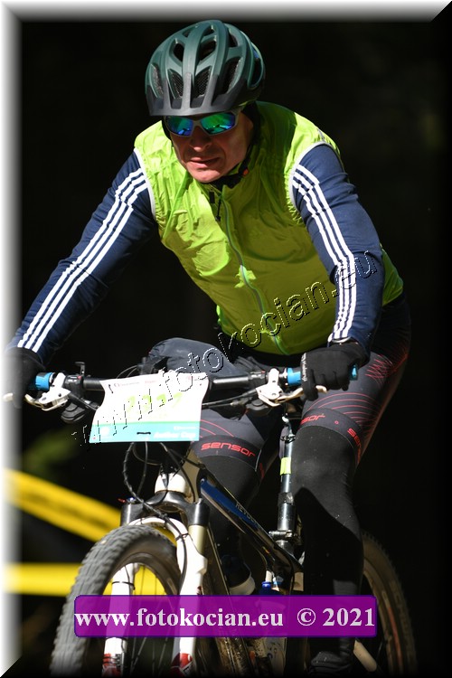 Náhled obrázku: 2021-3702-CTAuthor-1311.JPG