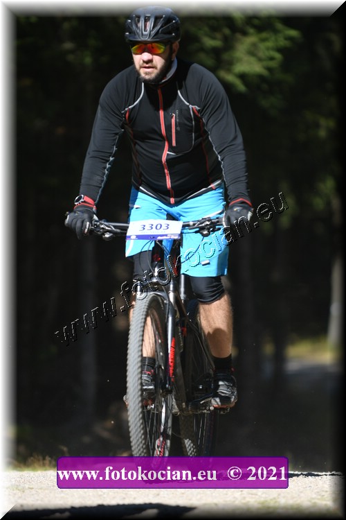 Náhled obrázku: 2021-3708-CTAuthor-3303.JPG