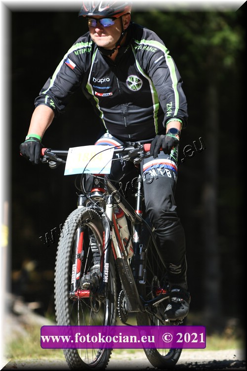 Náhled obrázku: 2021-3736-CTAuthor-1884.JPG