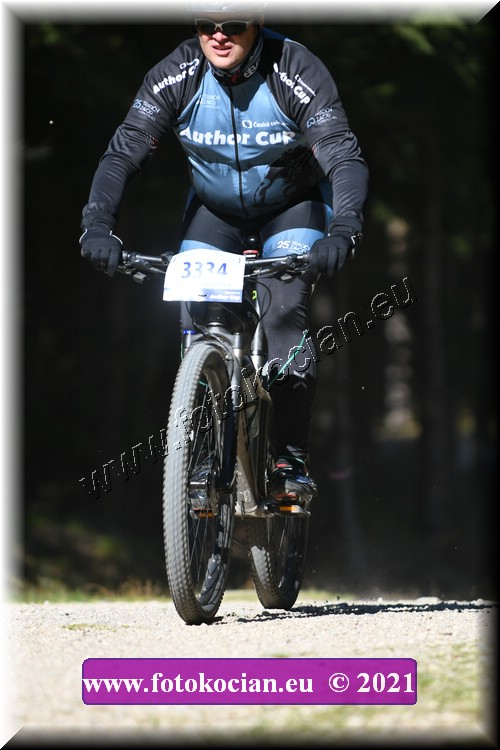 Náhled obrázku: 2021-3745-CTAuthor-3334.JPG