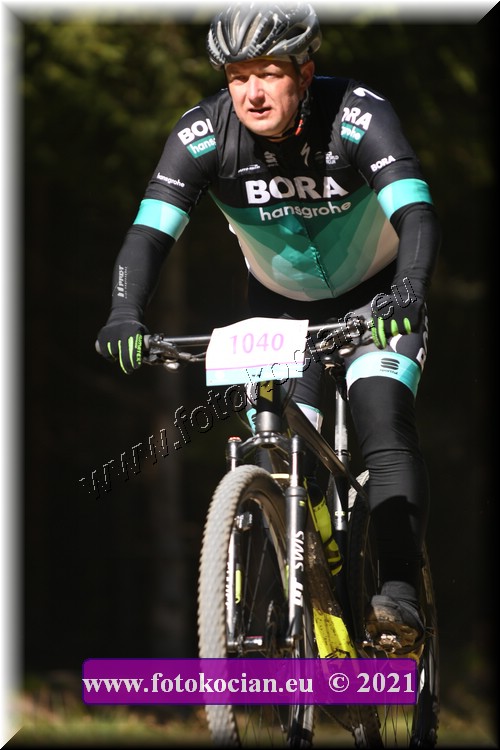 Náhled obrázku: 2021-3750-CTAuthor-1040.JPG