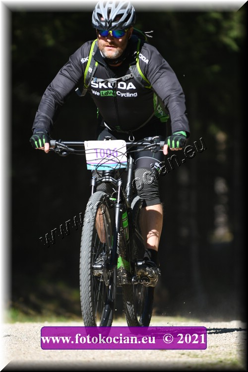 Náhled obrázku: 2021-3765-CTAuthor-1006.JPG