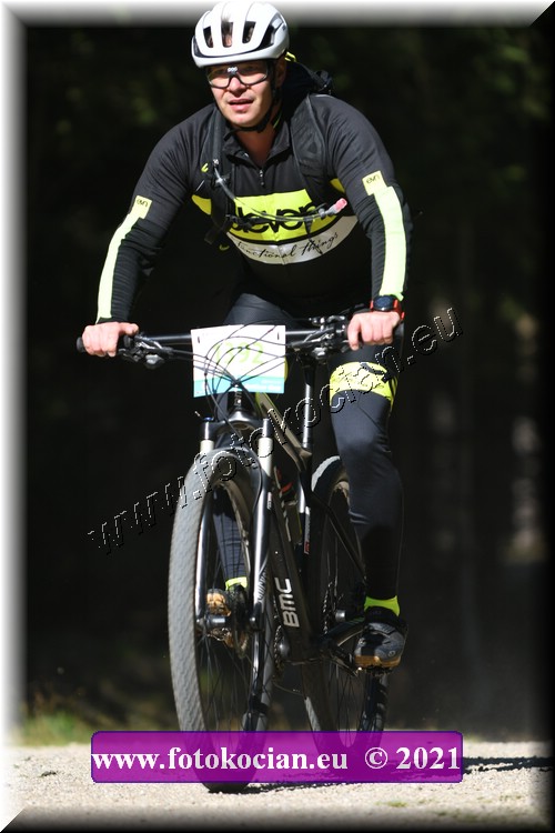 Náhled obrázku: 2021-3766-CTAuthor-1392.JPG