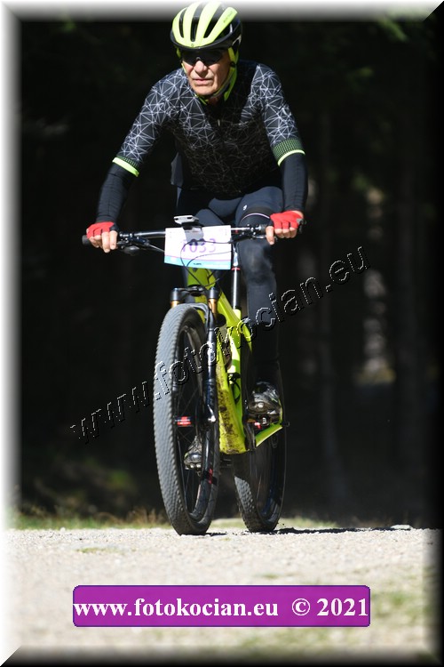 Náhled obrázku: 2021-3775-CTAuthor-1033.JPG