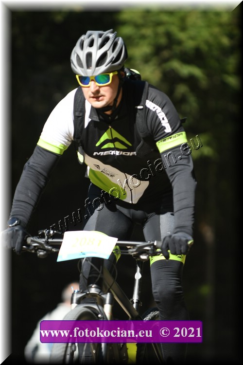 Náhled obrázku: 2021-3784-CTAuthor-2081.JPG