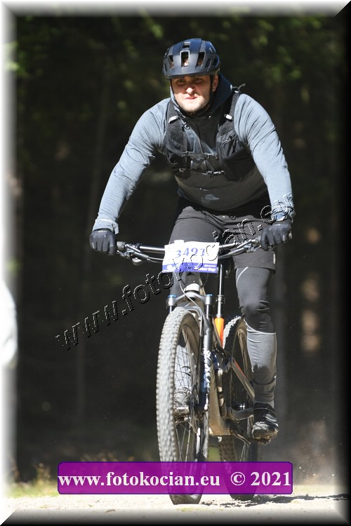 Náhled obrázku: 2021-3794-CTAuthor-3491.JPG