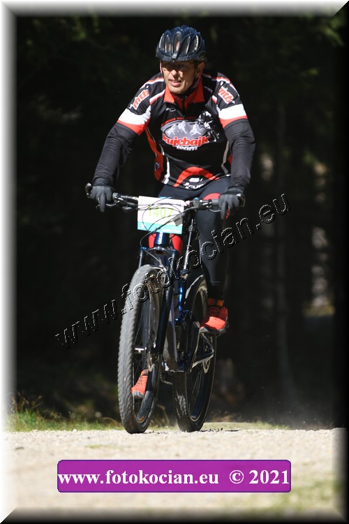 Náhled obrázku: 2021-3797-CTAuthor-1407.JPG