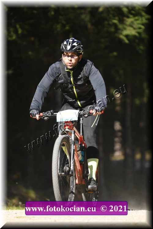 Náhled obrázku: 2021-3809-CTAuthor-2225.JPG