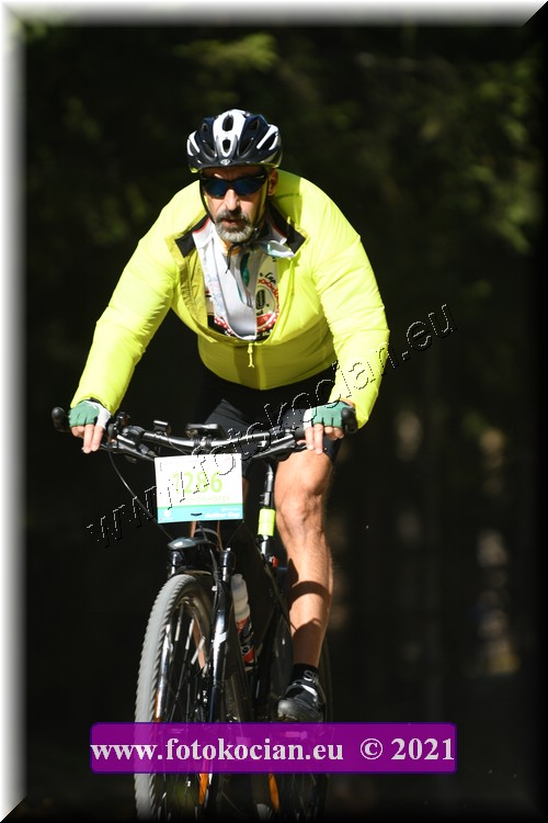 Náhled obrázku: 2021-3816-CTAuthor-1286.JPG